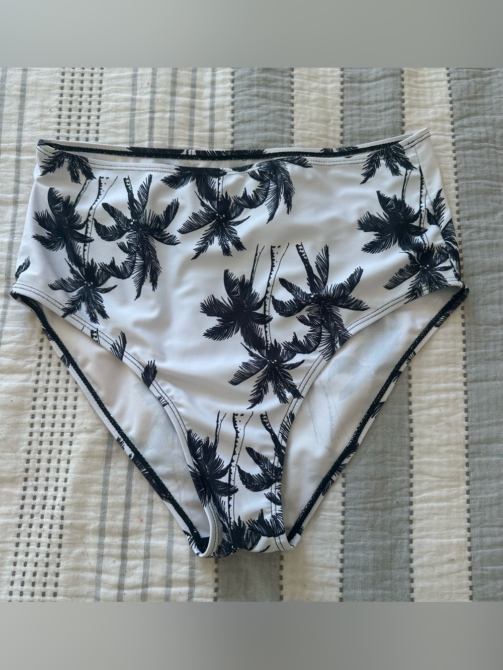 Cupshe White and Black High-Waist Bikini Bottom with Palm Print